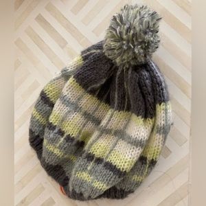 woven hat by Wooden Ships by Paola Buendia. New with tags